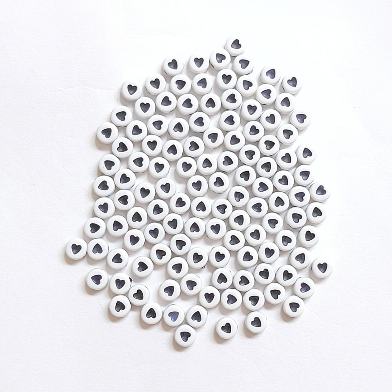 Heart Print Round Alphabet Beads - Image 2